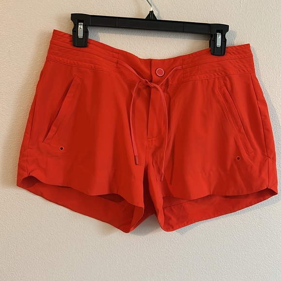 Athleta Women Orange Tie Waistband Snap Zipper Front 4 zip Pockets Shorts.Size:8 - Picture 2 of 8
